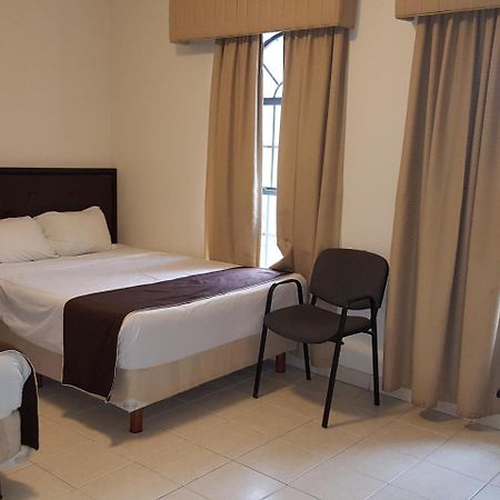 Hotel Roma Matamoros  Bagian luar foto