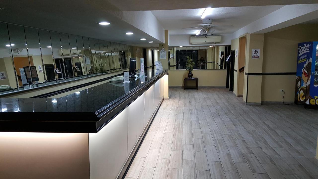 Hotel Roma Matamoros  Bagian luar foto