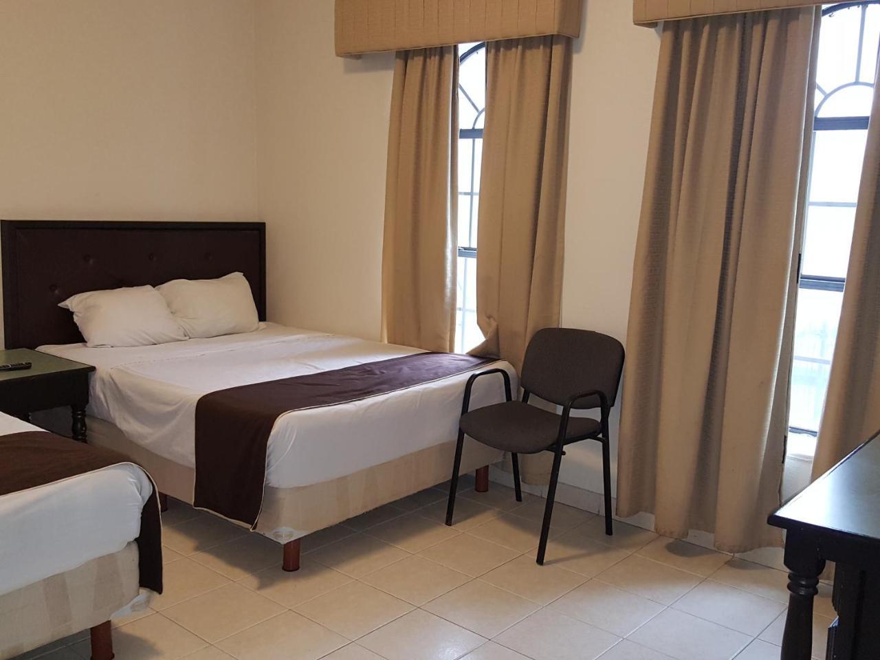 Hotel Roma Matamoros  Bagian luar foto